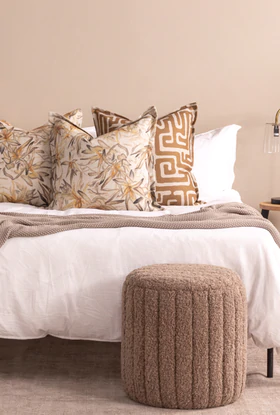 Teddy-Stool-Merino-498x738px-Styled-1_280x